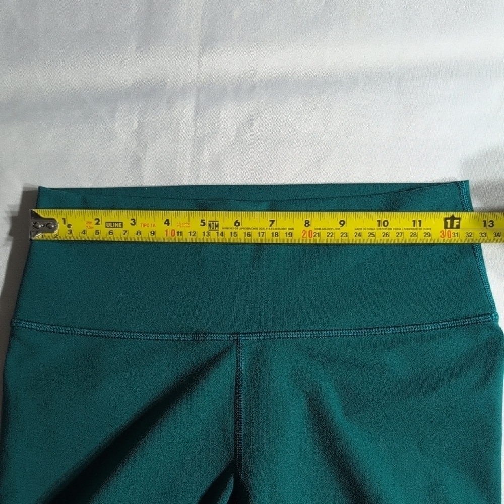 Fabletics Green Leggings High-Waisted Stretchy Athletic - Picture 5 of 6